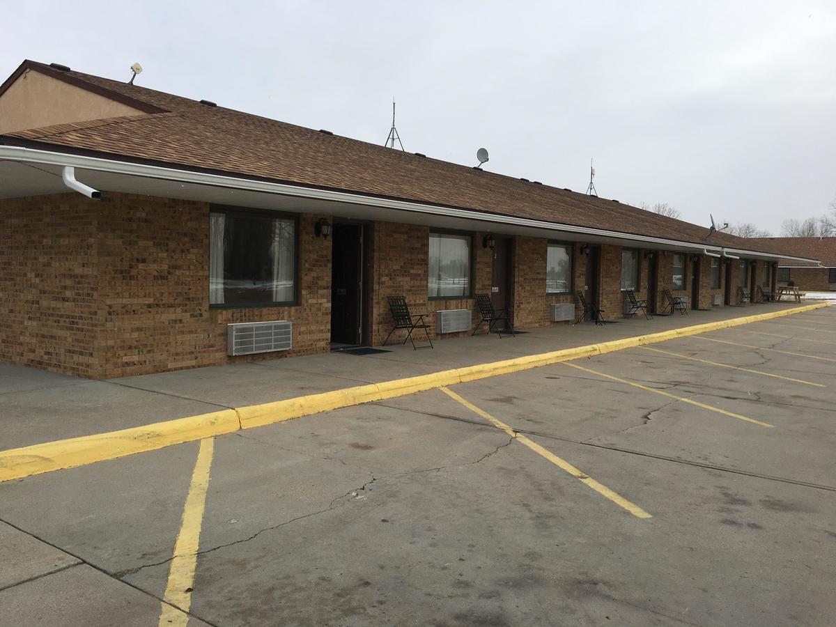 Meadowlark Inn Bridgeport Exterior photo